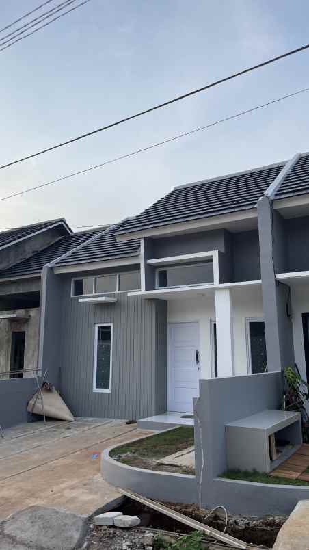 dijual rumah jl alternative bukit indah