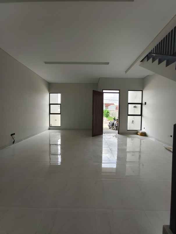 dijual rumah jl batununggal indah raya