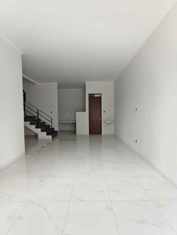 dijual rumah jl batununggal indah raya