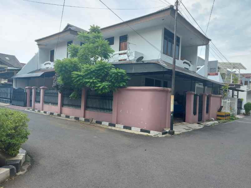 dijual rumah jl buaran duren sawit