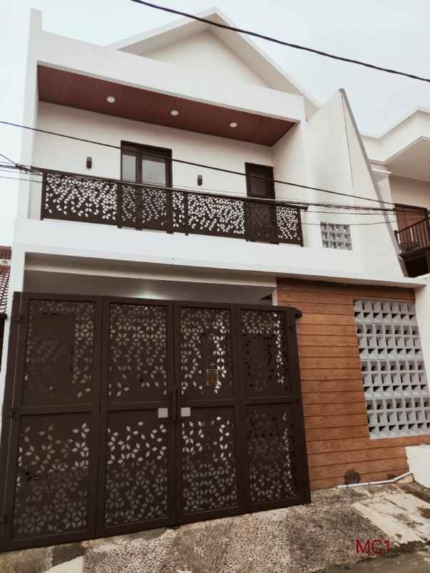 dijual rumah jl cinere raya cinere depok