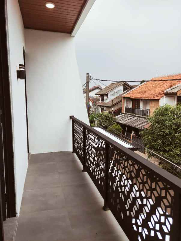 dijual rumah jl cinere raya cinere depok