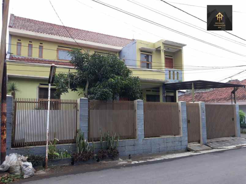 dijual rumah jl dekat bkr