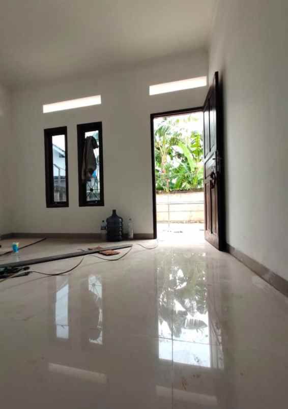 dijual rumah jl fani affandi pondok jagung