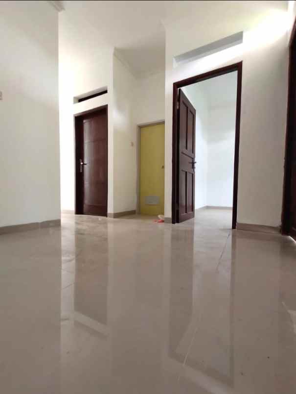 dijual rumah jl fani affandi pondok jagung