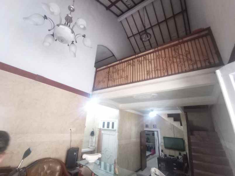 dijual rumah jl haji rean