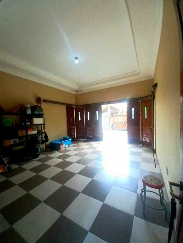 dijual rumah jl kelapa kuning billymoon