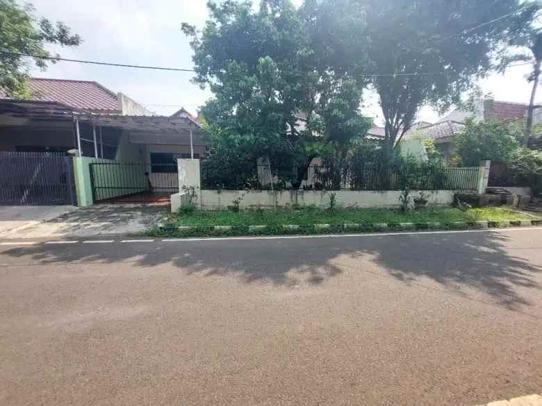 dijual rumah jl kelapa kuning billymoon