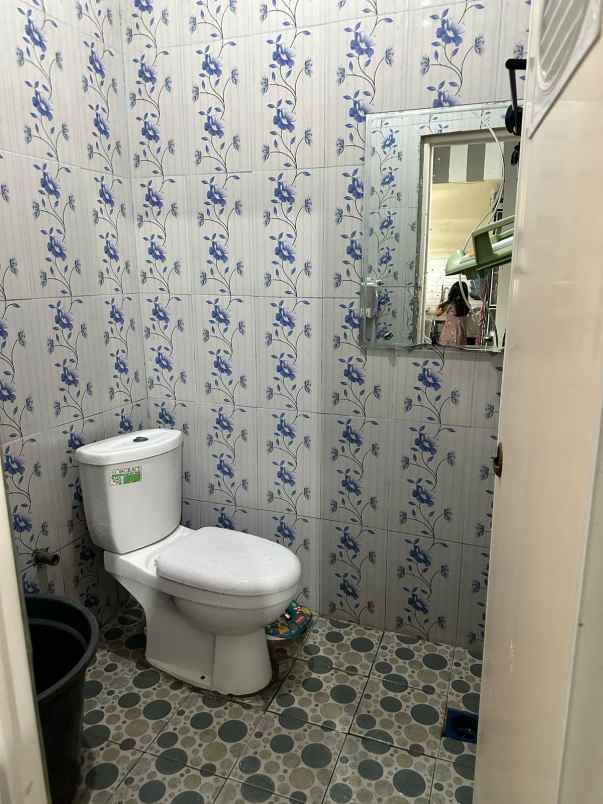 dijual rumah jl kuaran