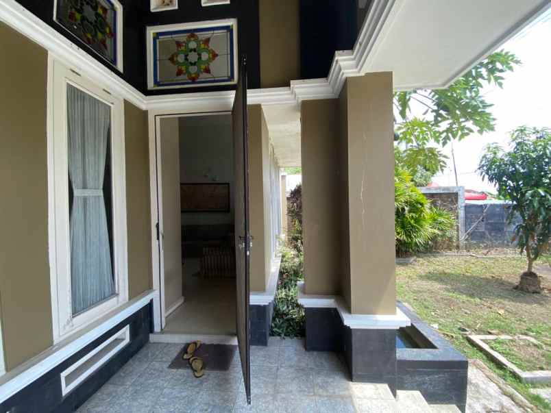 dijual rumah jl nayan corongan corongan