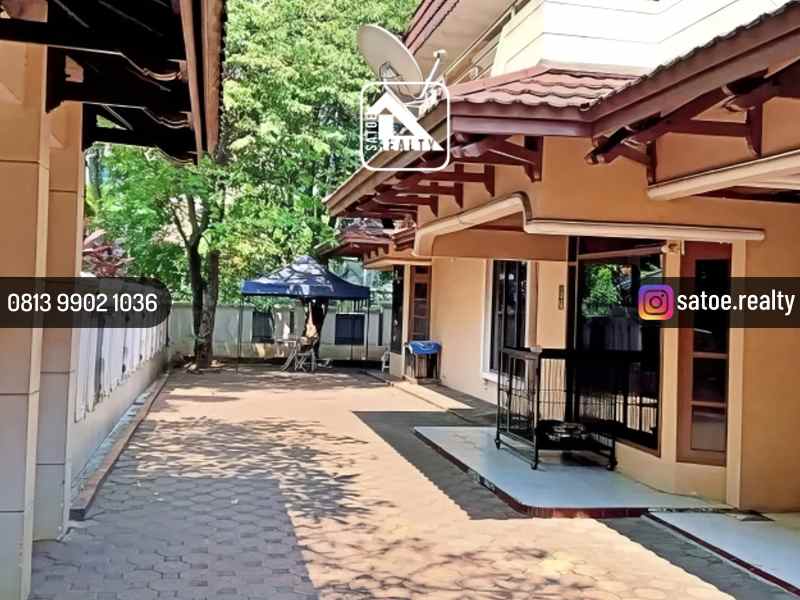 dijual rumah jl niaga hijau pondok