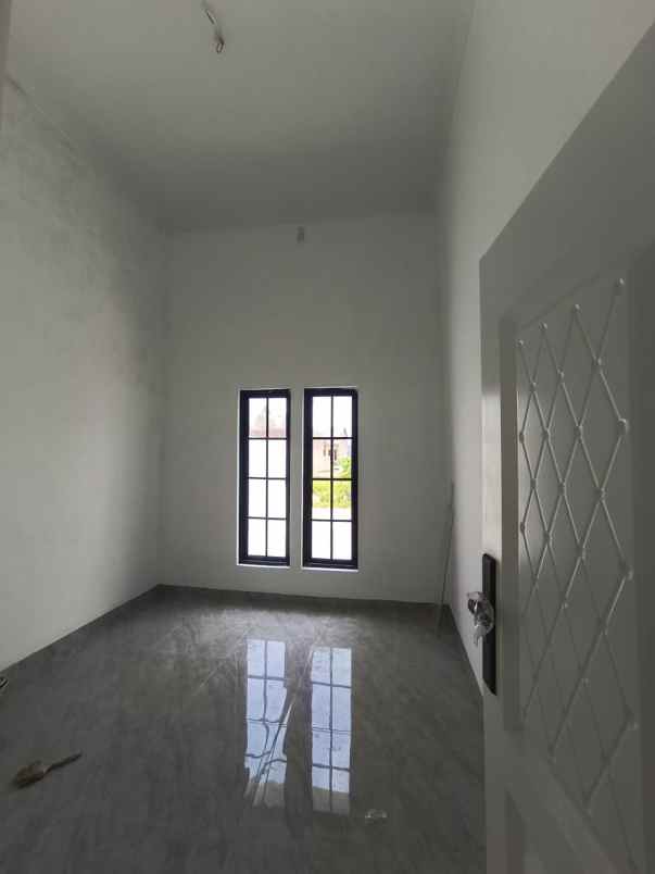 dijual rumah jl padat karya johor ujung