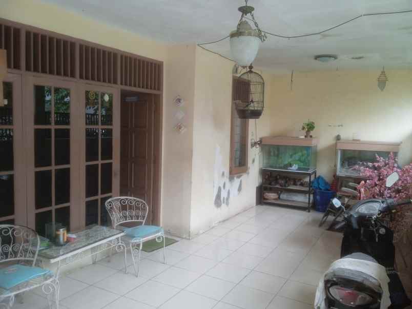 dijual rumah jl pancoran mas depok