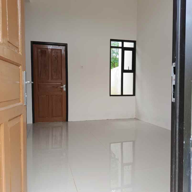 dijual rumah jl pasar kojengkang desa