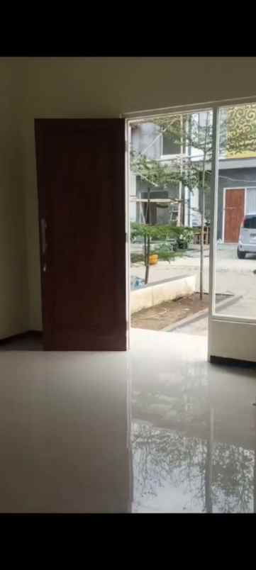 dijual rumah jl perdana kusuma