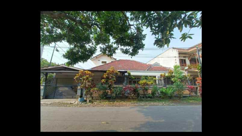 dijual rumah jl pulosari