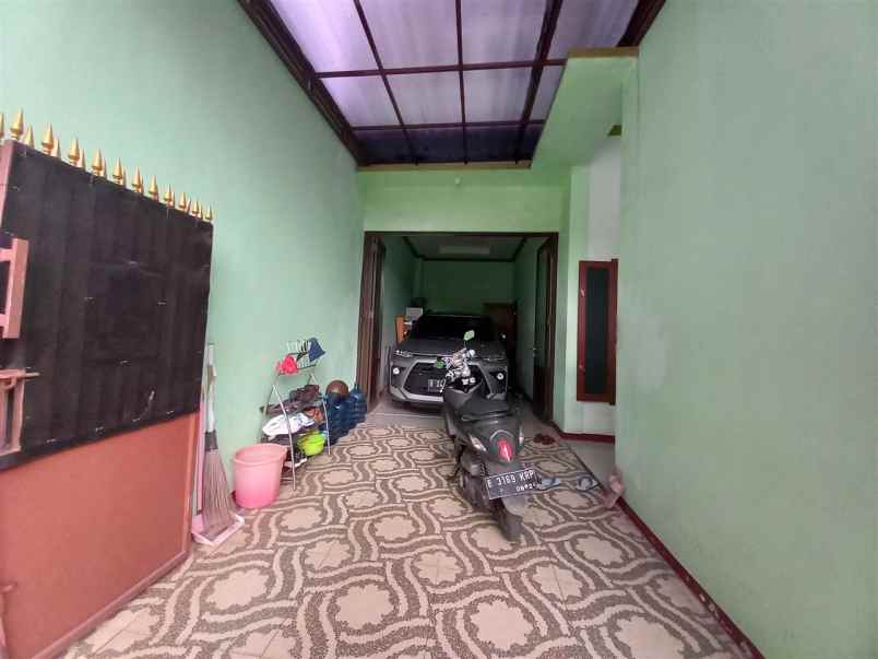 dijual rumah jl ratna jatibening