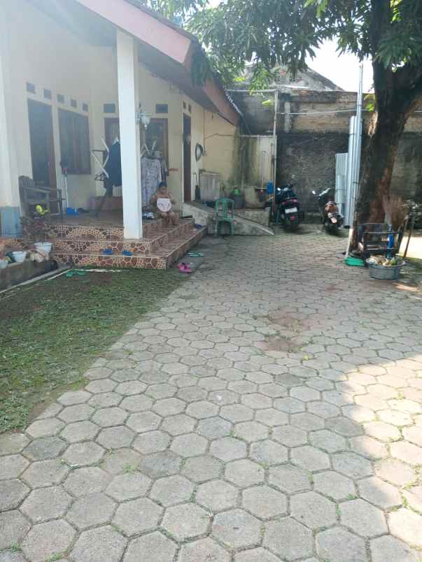 dijual rumah jl rawa semut 1 kampung