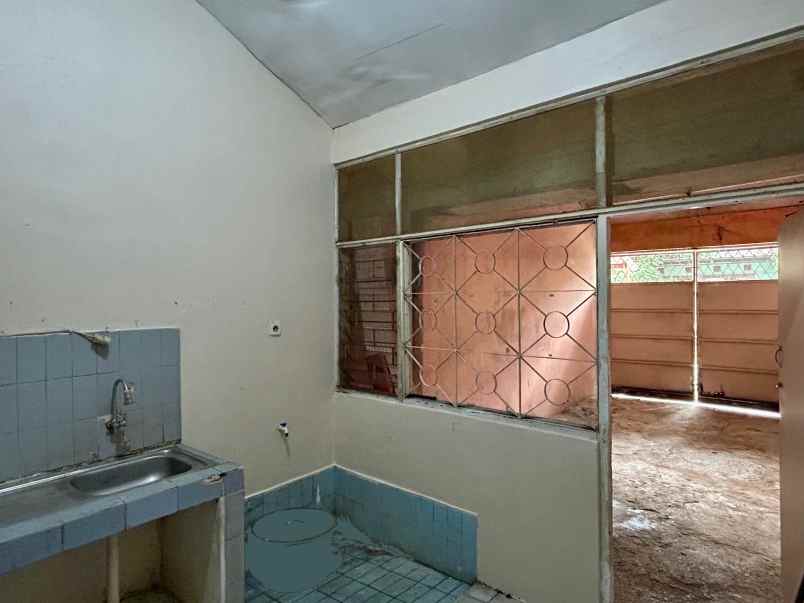 dijual rumah jl raya ciater