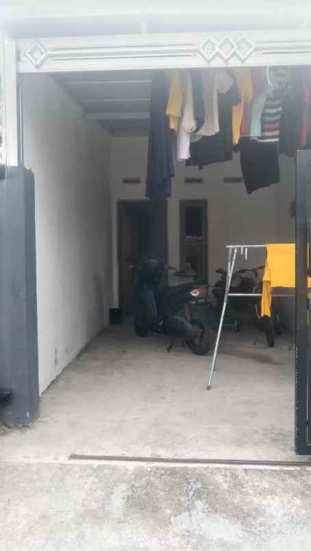 dijual rumah jl suka karya