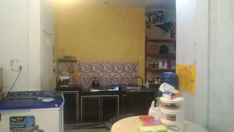 dijual rumah jl suka karya