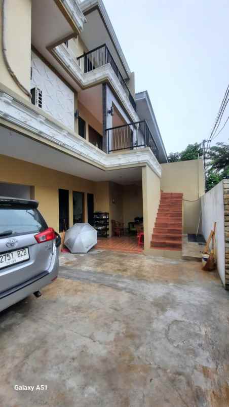 dijual rumah jl tanjung meruya selatan