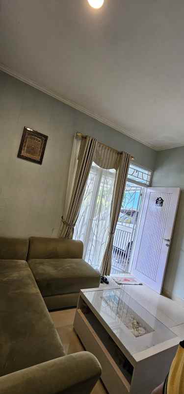 dijual rumah jln brigif