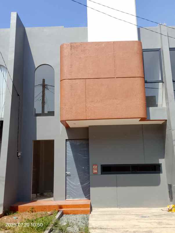 dijual rumah jln hj samaun malang