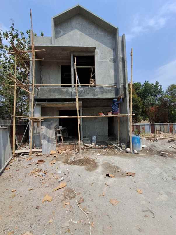 dijual rumah jln wibawa mukti 2