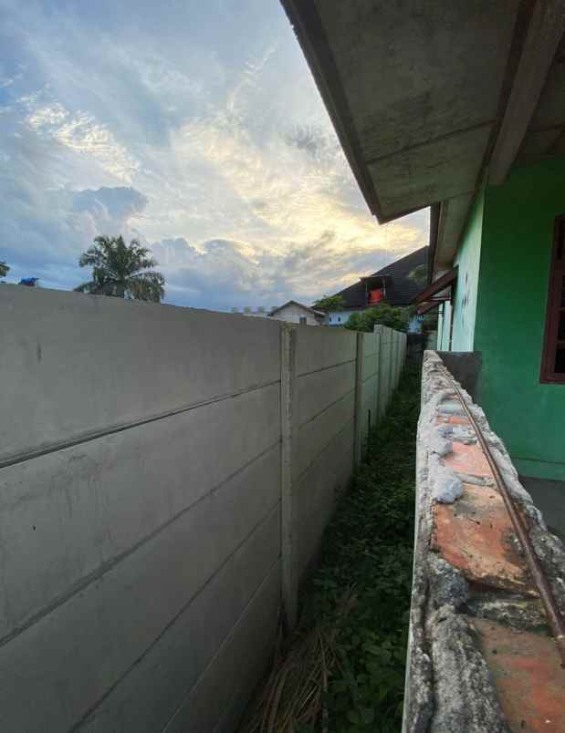 dijual rumah jlpenerbangan