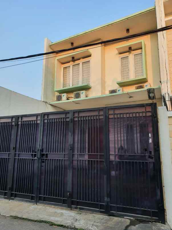 dijual rumah joglo jakarta barat