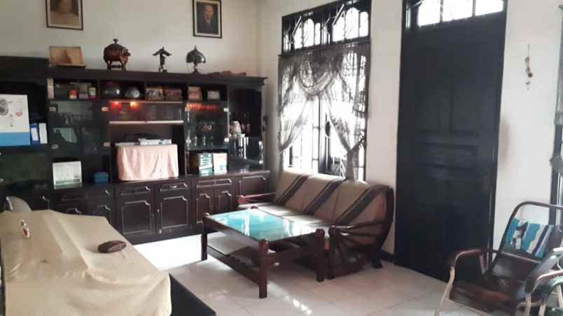 dijual rumah johar baru jakarta pusat