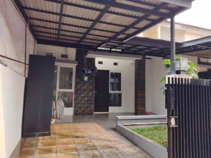 dijual rumah jombang ciputat bintaro