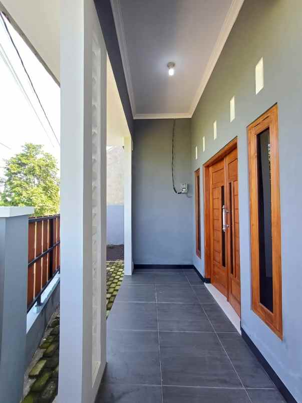 dijual rumah kalitirto