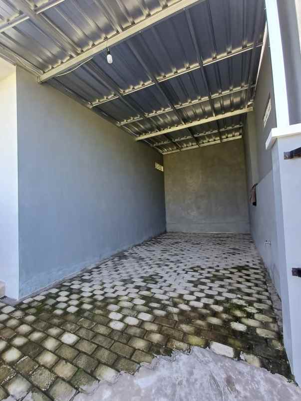 dijual rumah kalitirto