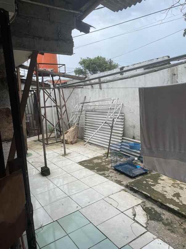 dijual rumah karadenan cibinong