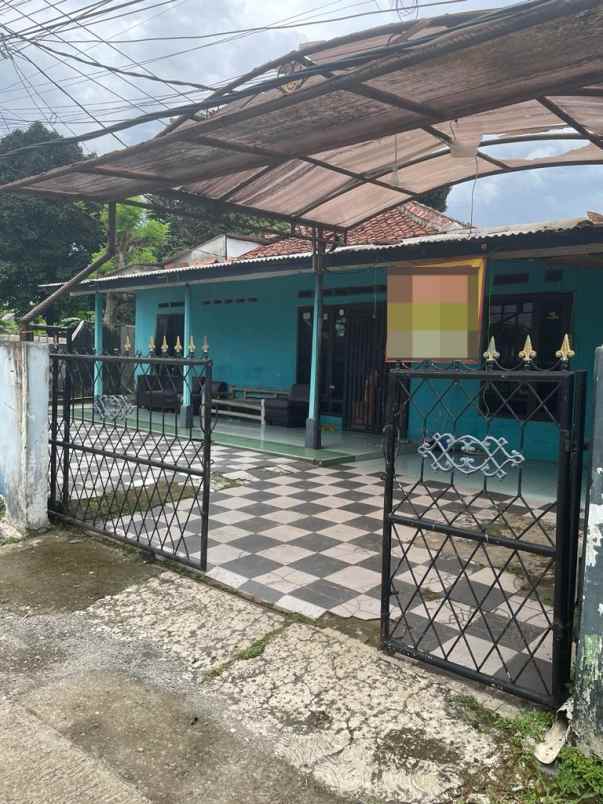 dijual rumah karadenan cibinong