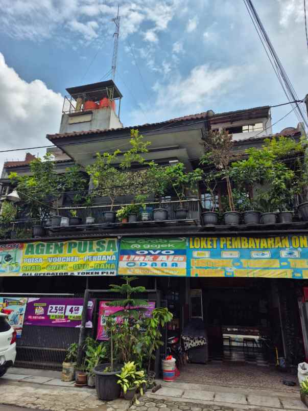 dijual rumah karangmekar