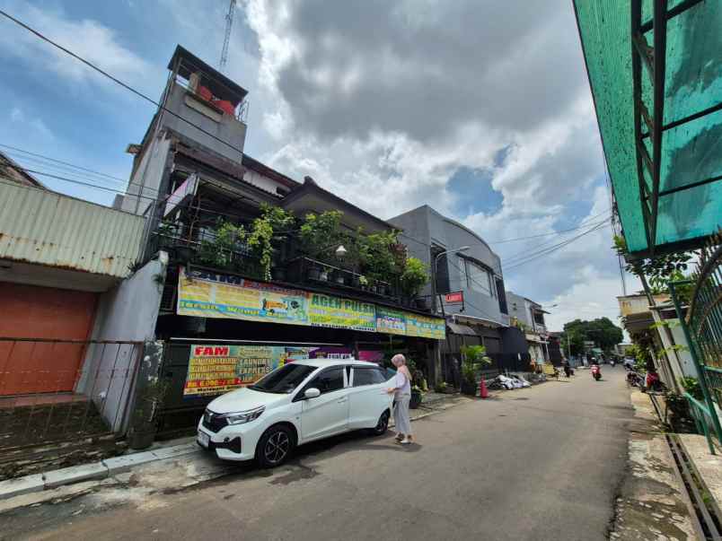 dijual rumah karangmekar