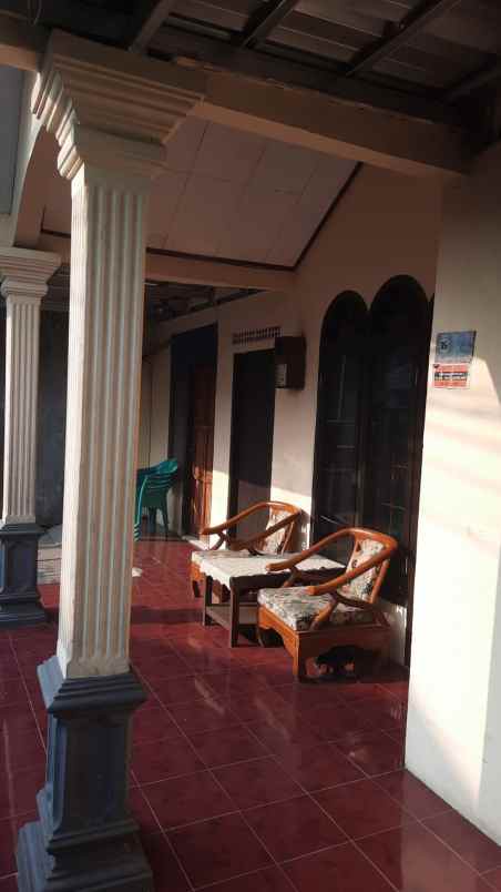 dijual rumah karet