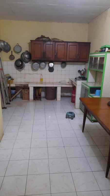 dijual rumah karet