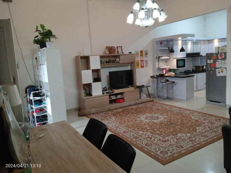 dijual rumah kawaluyaan bandung