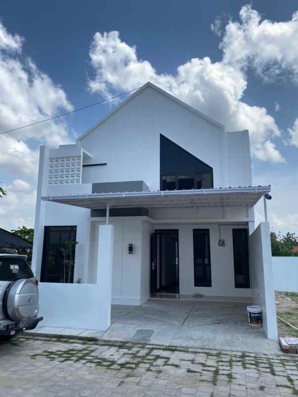 dijual rumah kebondalem lor prambanan