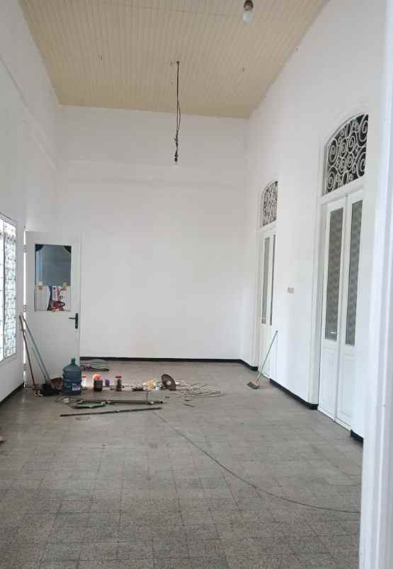 dijual rumah kec gubeng surabaya timur