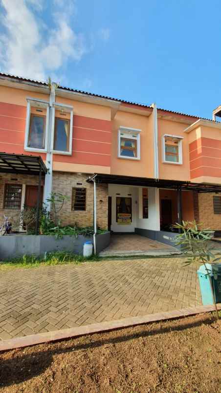 dijual rumah kec parongpong