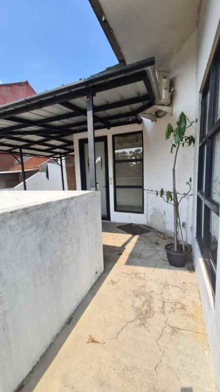 dijual rumah kemang timur