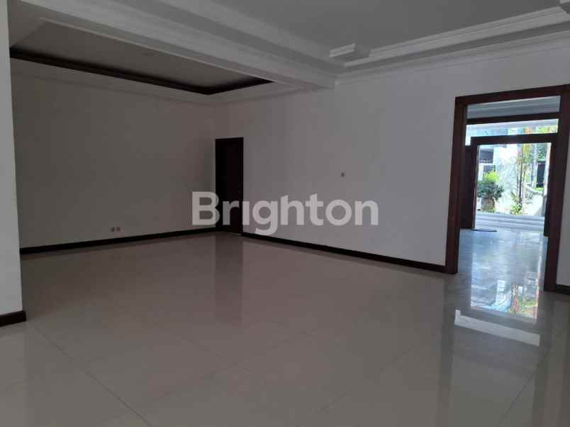 dijual rumah kertajaya indah