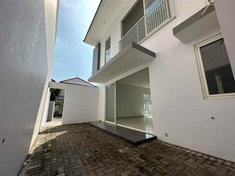 dijual rumah kertajaya indah regency