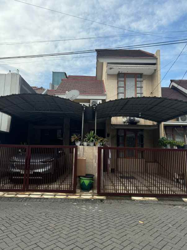 dijual rumah ketintang