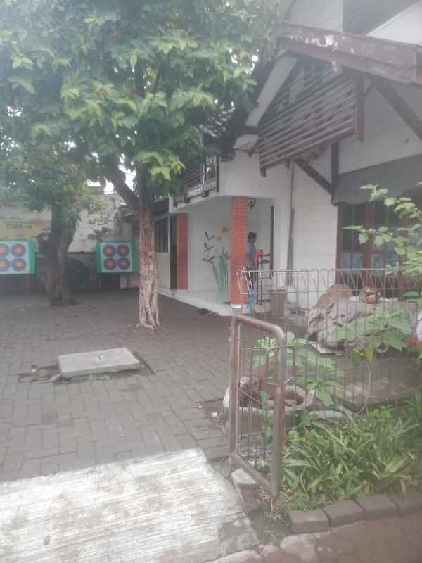 dijual rumah ketintang madya